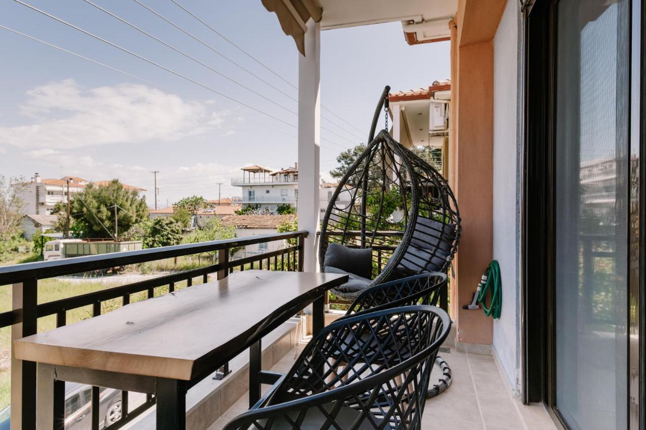 Zandre Shiny Apartment Nea Poteidaia Exterior foto